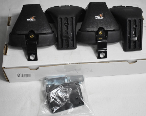1) Set of brackets M0KA